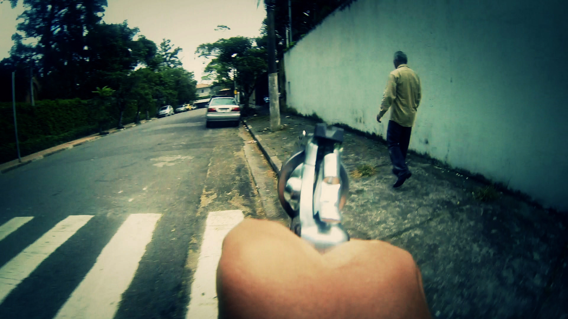 La producción original se basa en material recogido por Wolney Atala.