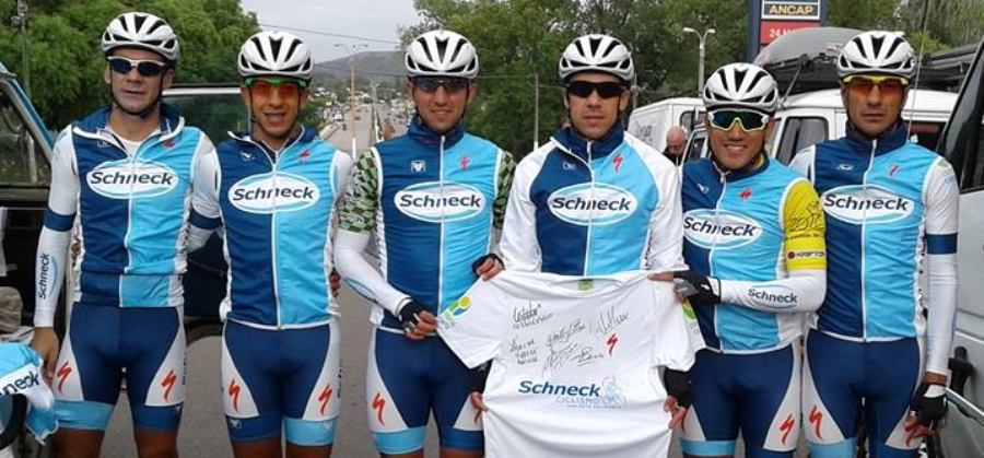 El eterno femenino de una imaginativa pintora