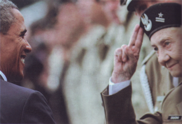 Danusia recibe el saludo de Barack Obama en Polonia.