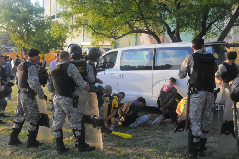 El eterno femenino de una imaginativa pintora