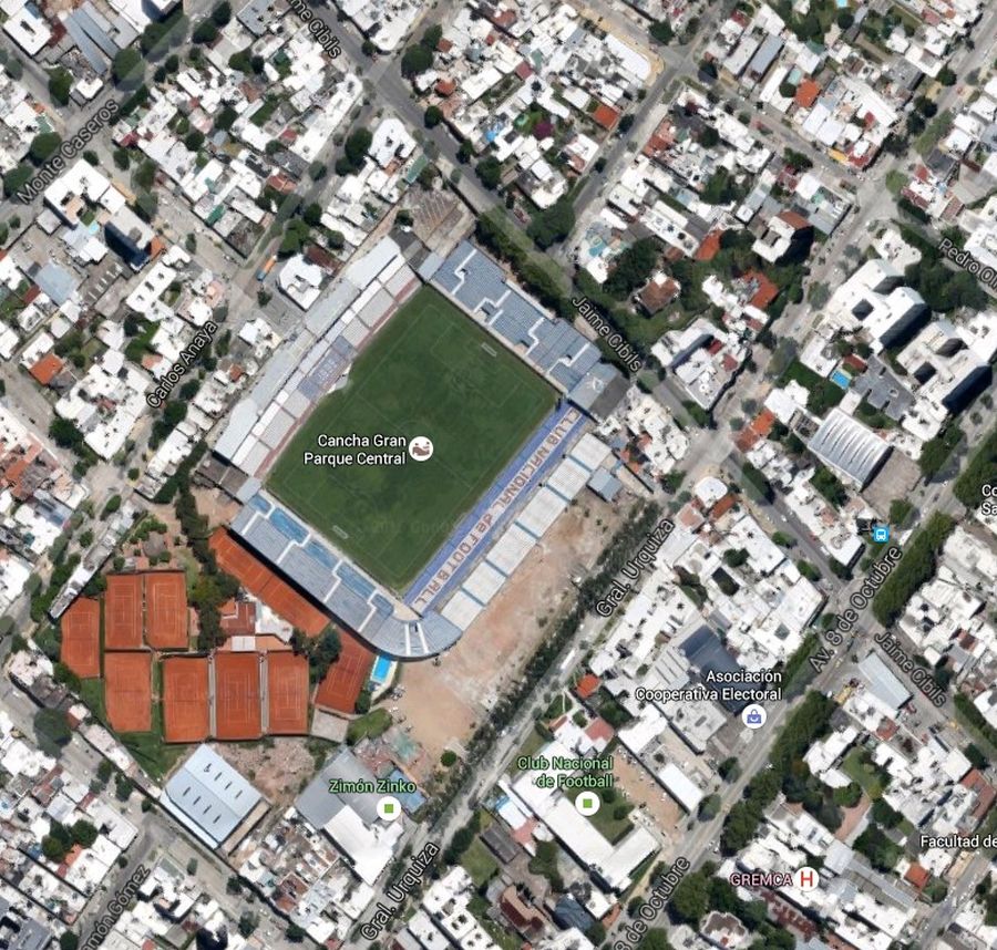 El eterno femenino de una imaginativa pintora