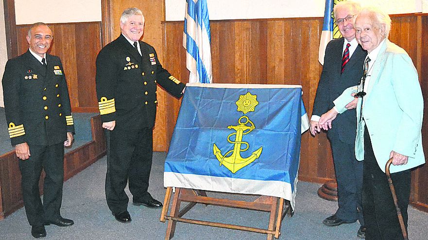 El eterno femenino de una imaginativa pintora