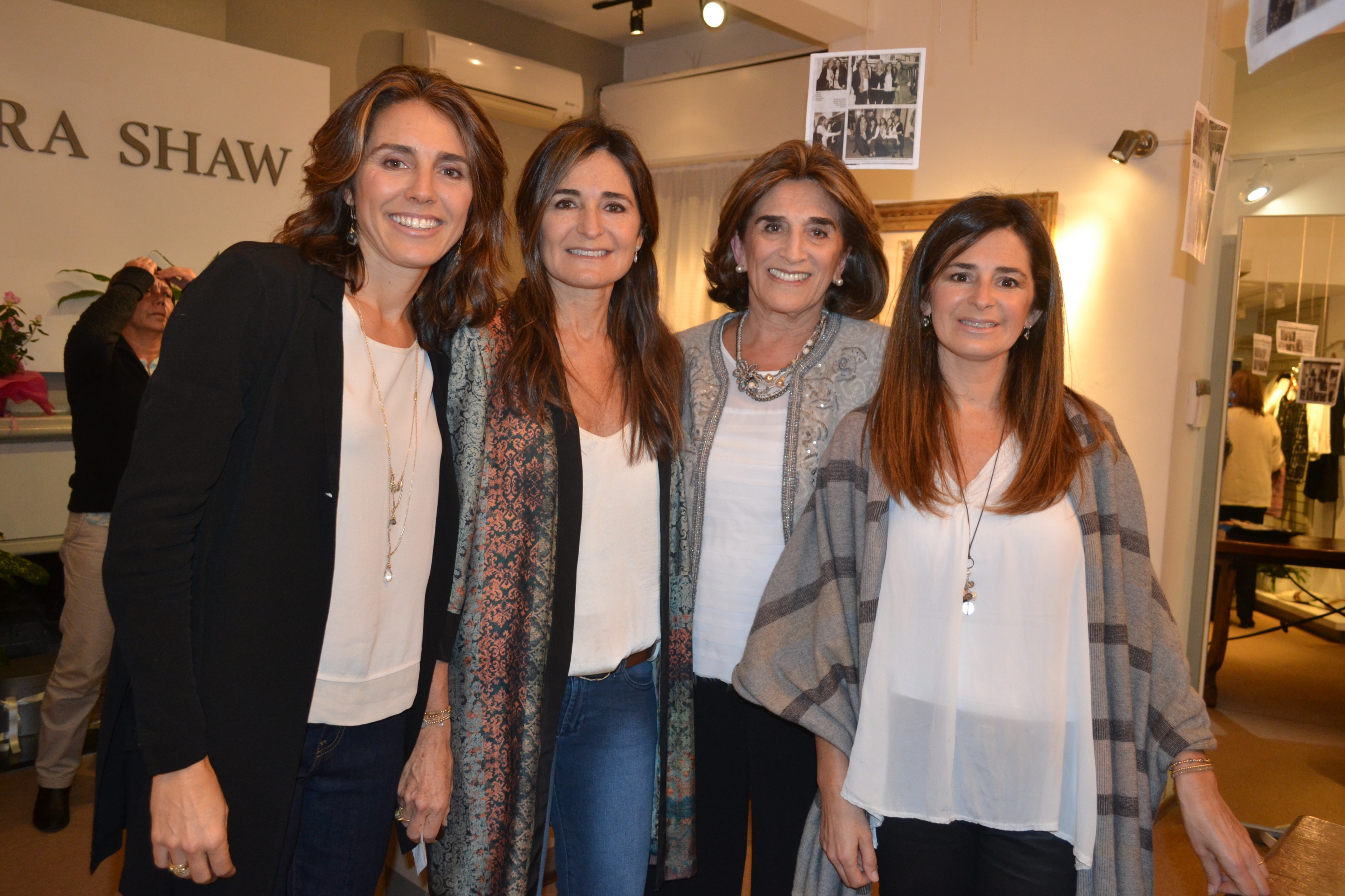 Inés y Florencia Arrosa, Margara Shaw, Carolina Arrosa.