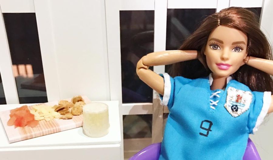 El eterno femenino de una imaginativa pintora