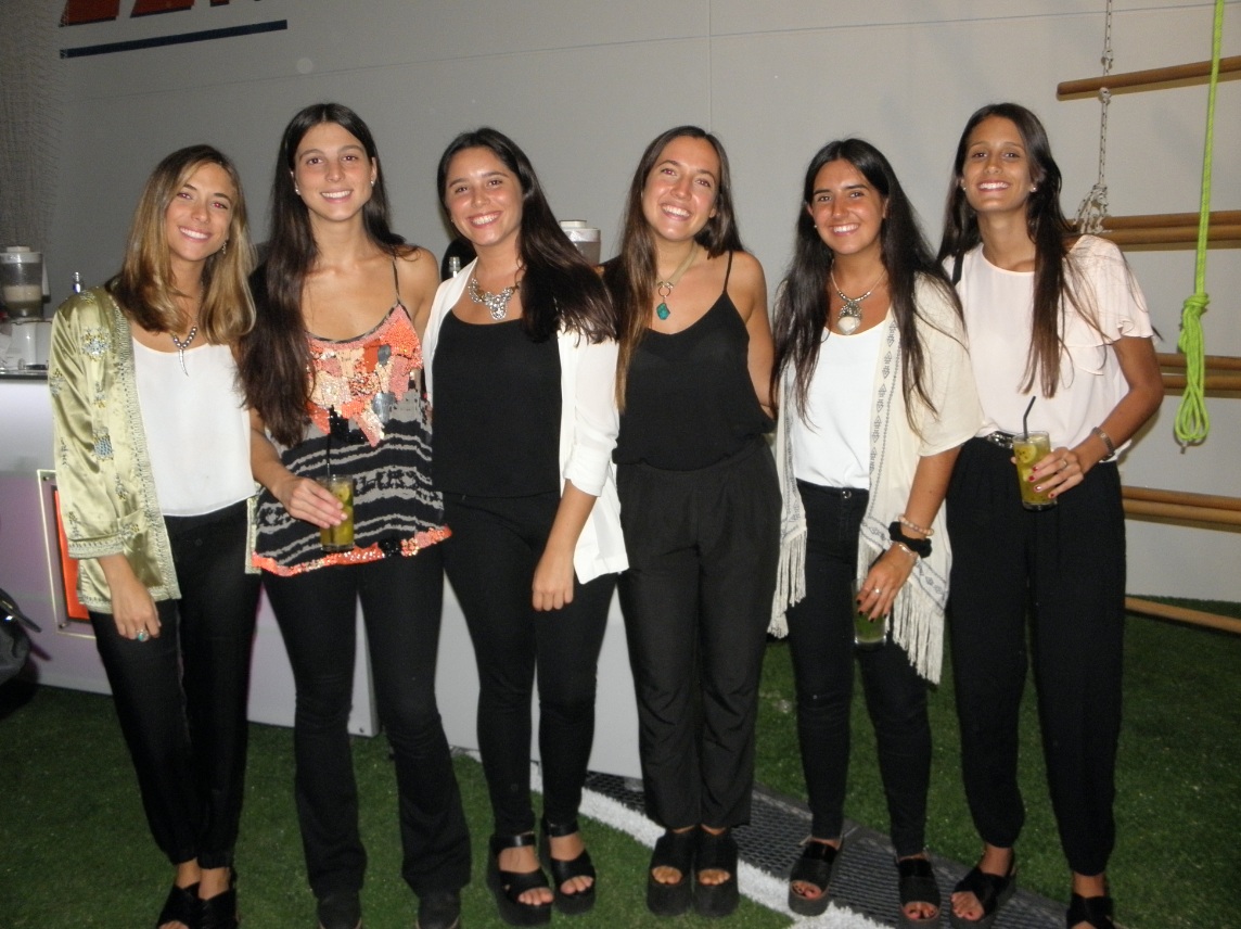 Florencia Oromi, Agustina Vázquez, Sofía Marinoni, Virginia Mata y Catalina Curbelo.