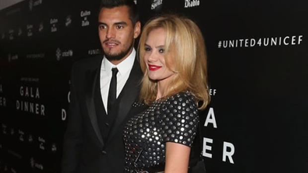 El eterno femenino de una imaginativa pintora