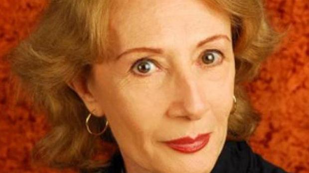 El eterno femenino de una imaginativa pintora