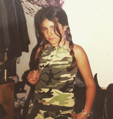 El eterno femenino de una imaginativa pintora