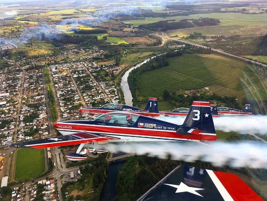 El eterno femenino de una imaginativa pintora