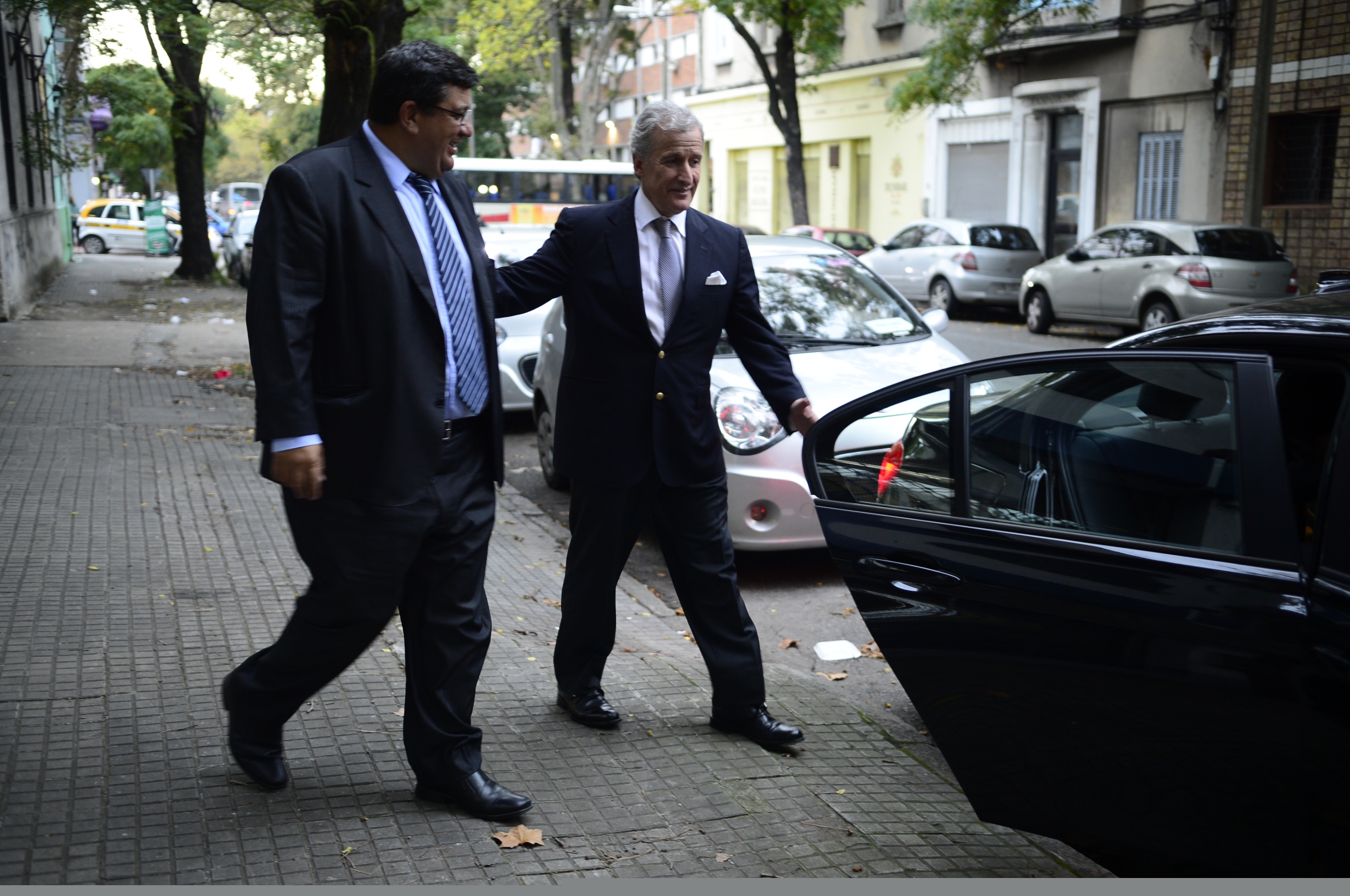 El eterno femenino de una imaginativa pintora