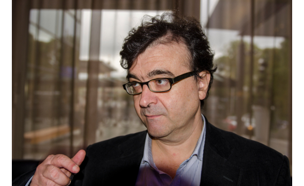 El eterno femenino de una imaginativa pintora