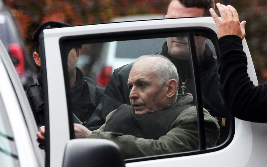 El eterno femenino de una imaginativa pintora