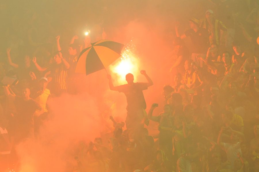 El eterno femenino de una imaginativa pintora