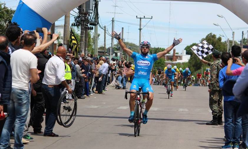 El eterno femenino de una imaginativa pintora