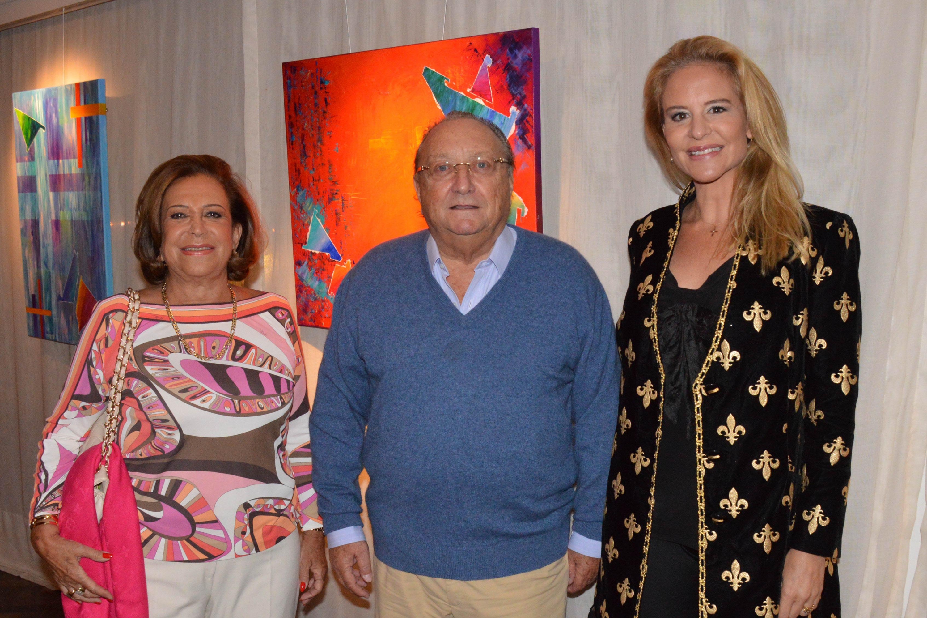 Susana Nunes de Lestido, Juan Echeverrito, Pilar Lacalle Pou.