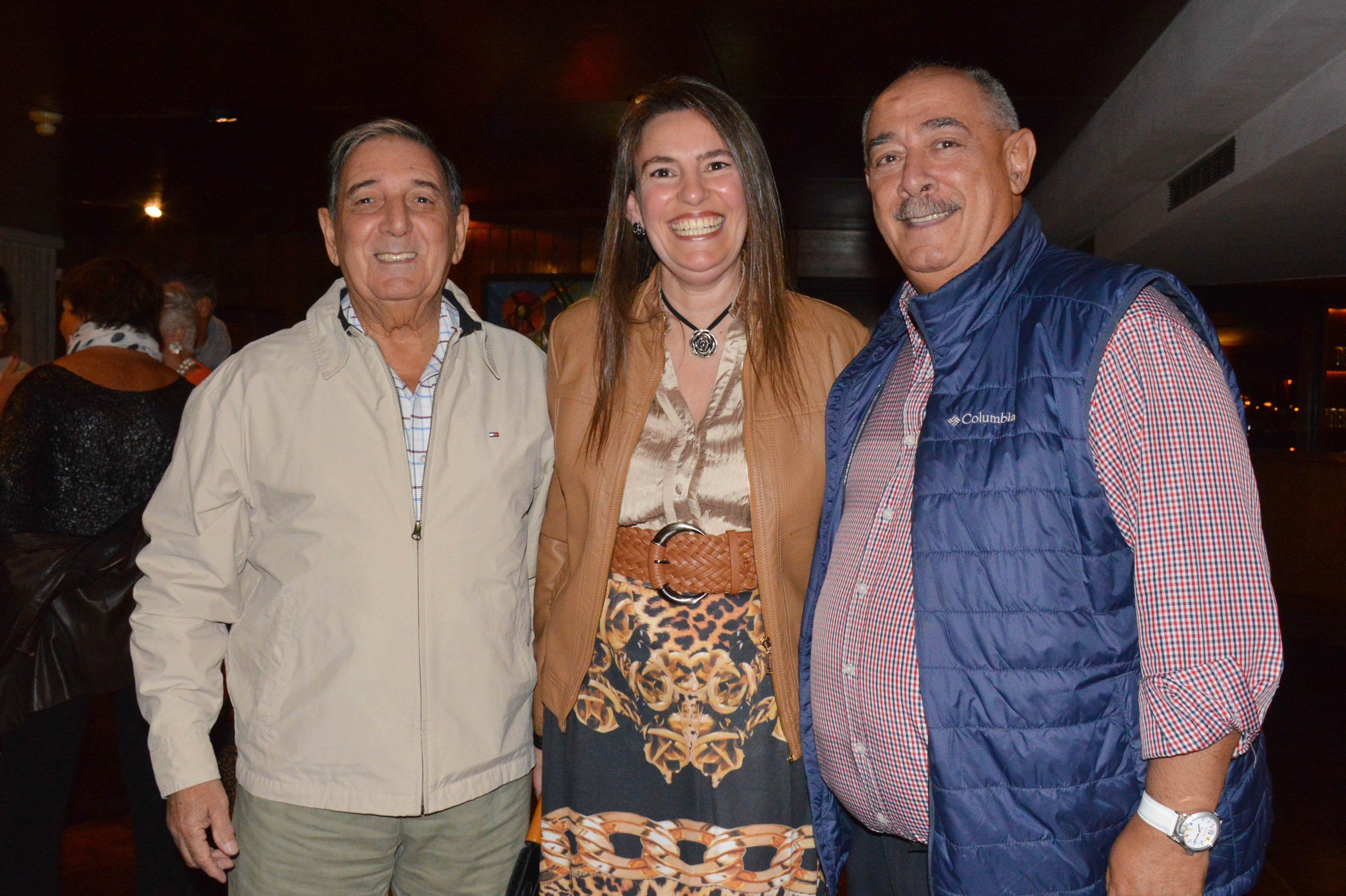 Carlos García Santos y Sra, Raul Giuria.