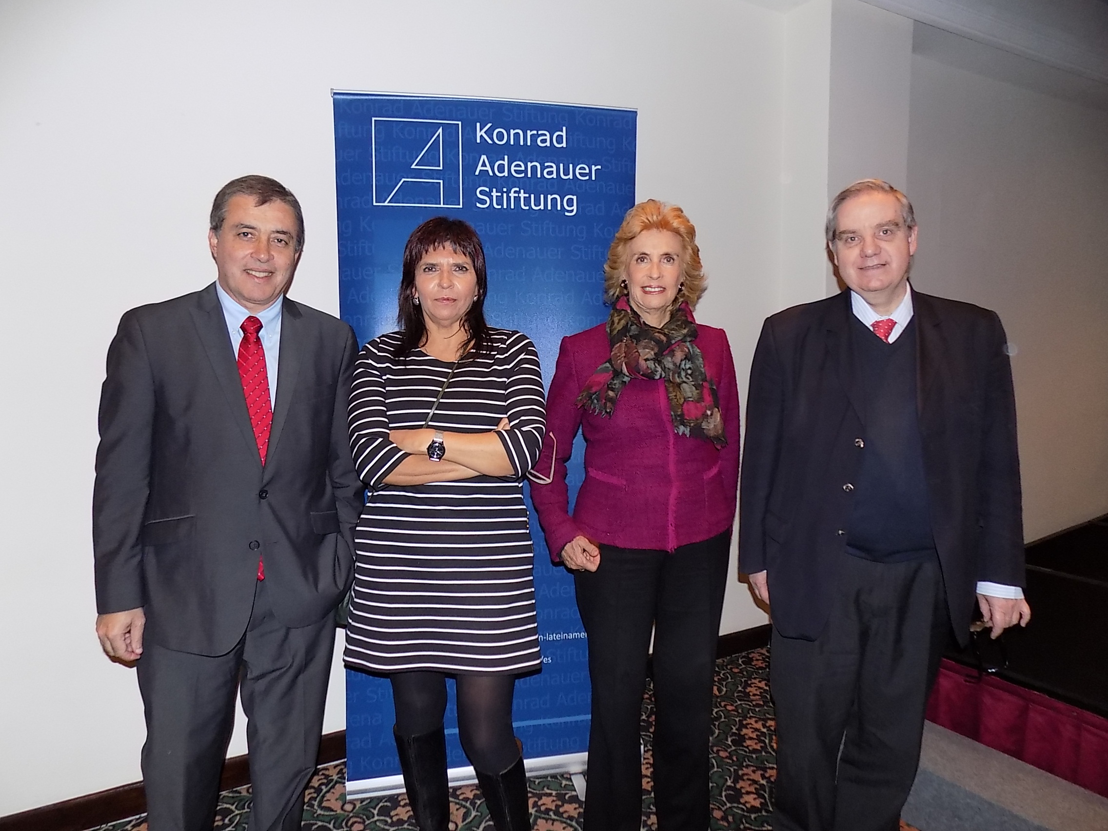 Claudio Paolillo, Silvia Mercado, Julia Rodríguez Larreta, Ricardo Peirano.