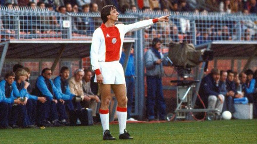 El eterno femenino de una imaginativa pintora