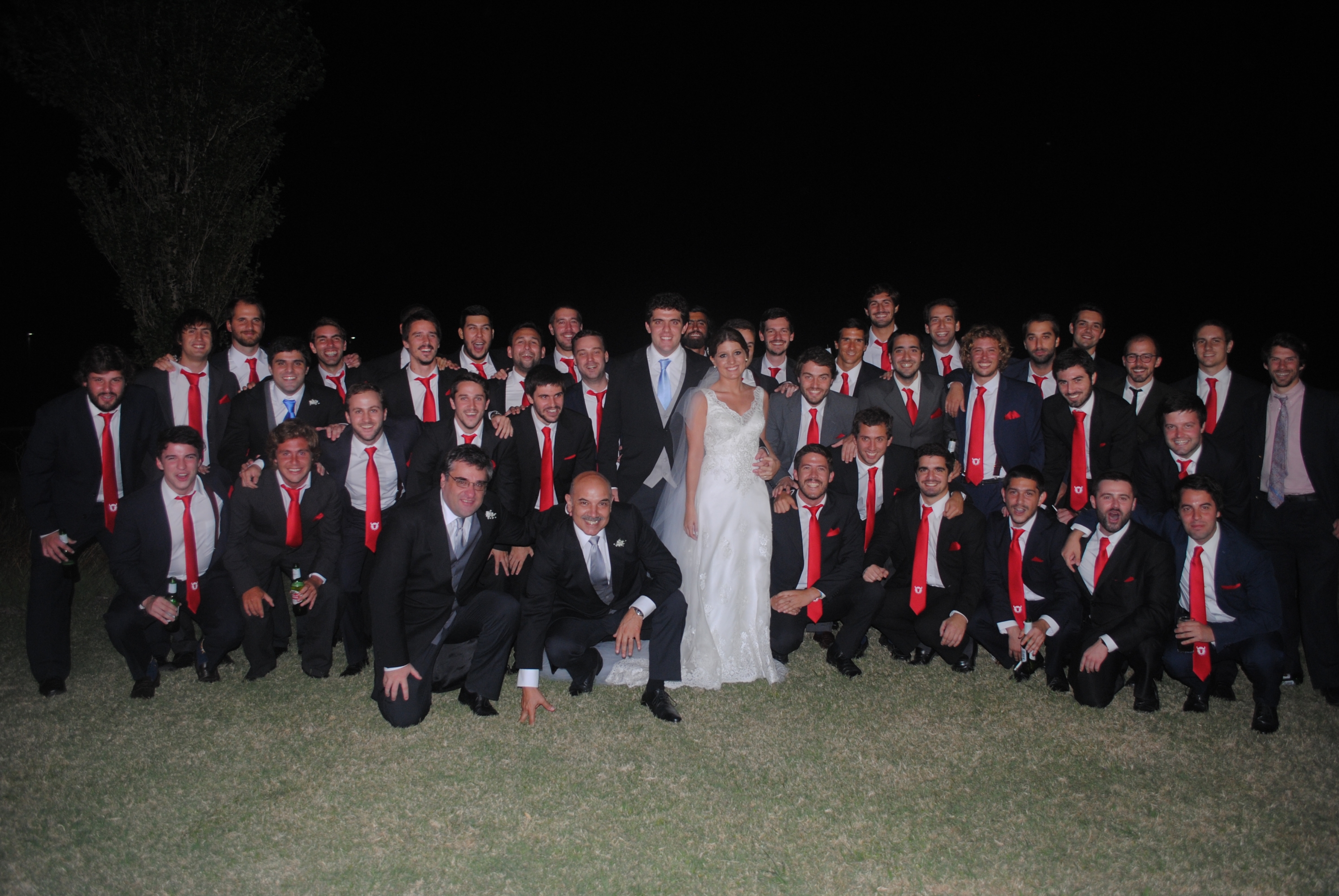 Los amigos del novio.