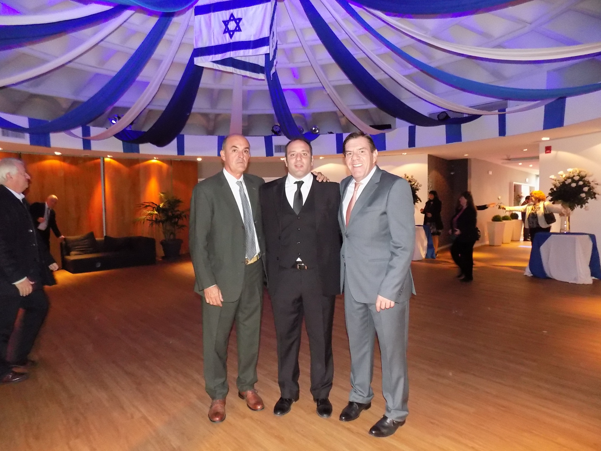 Sebastián Braga, Alejo Corral, embajador de Argentina Guillermo Montenegro.