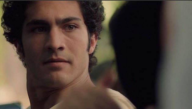 El eterno femenino de una imaginativa pintora