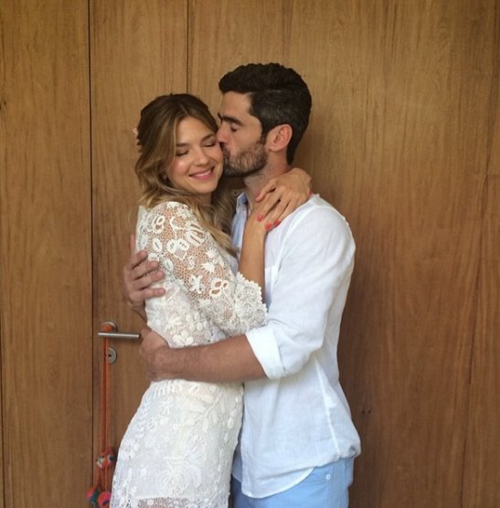 El eterno femenino de una imaginativa pintora