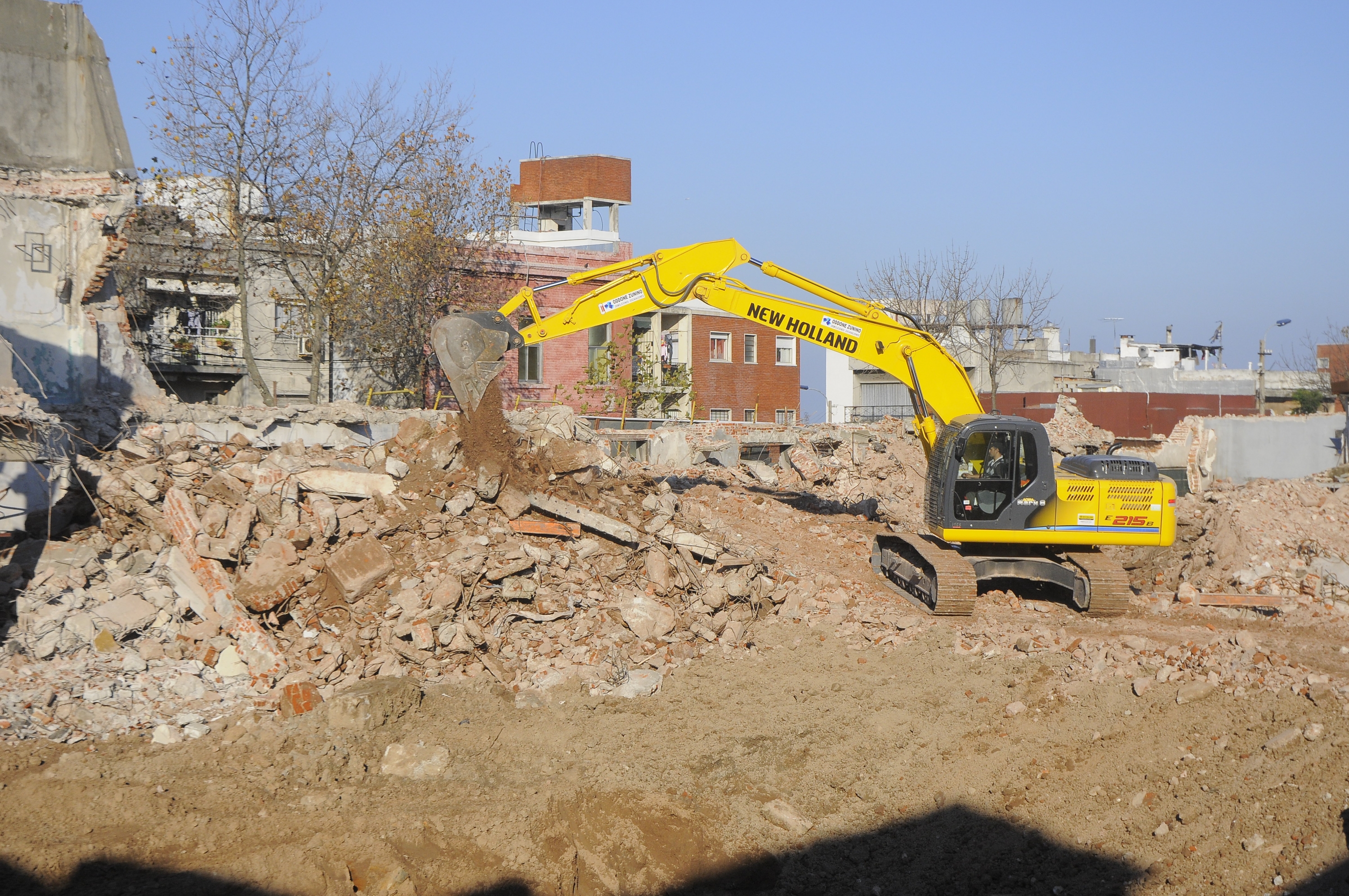 El eterno femenino de una imaginativa pintora