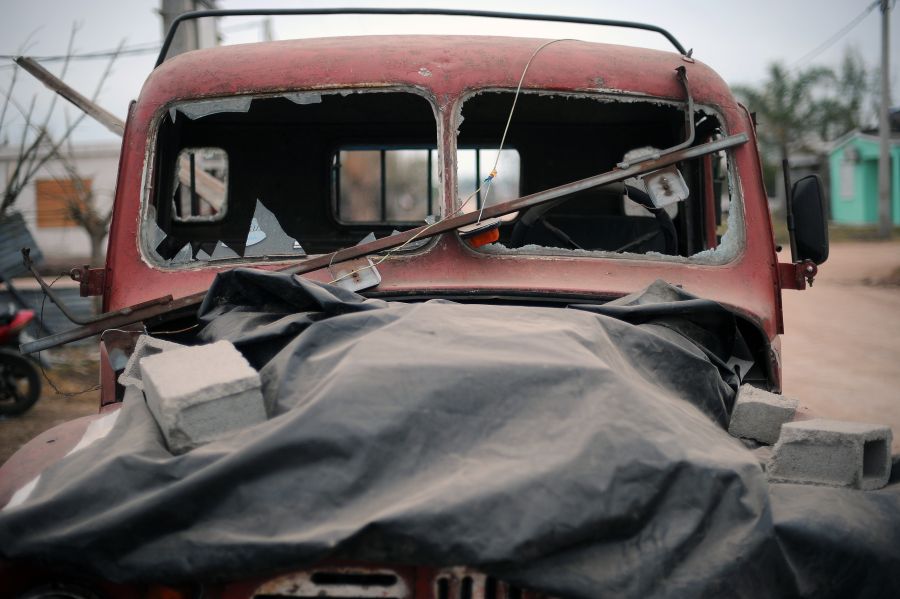 Dolores, tres semanas después del tornado. Foto. Fernando Ponzetto.