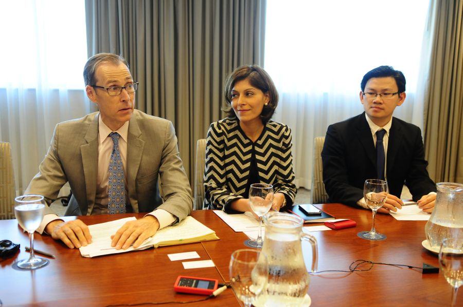 El eterno femenino de una imaginativa pintora