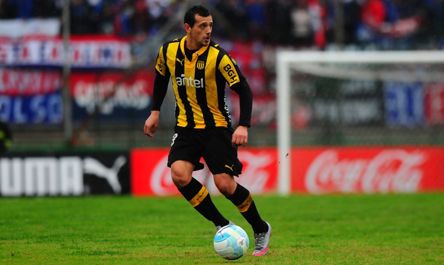 El eterno femenino de una imaginativa pintora