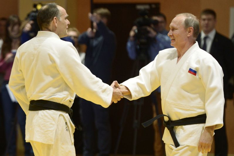 Vladimir Putin entrenó judo con la selección rusa. Foto: Reuters.