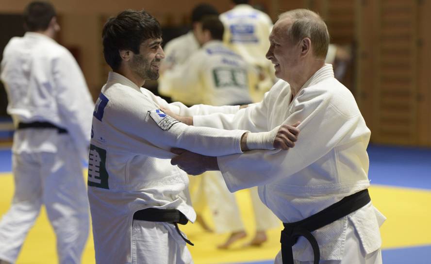 Vladimir Putin entrenó judo con la selección rusa. Foto: Reuters.