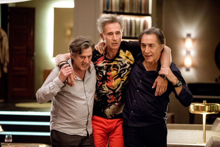 El eterno femenino de una imaginativa pintora