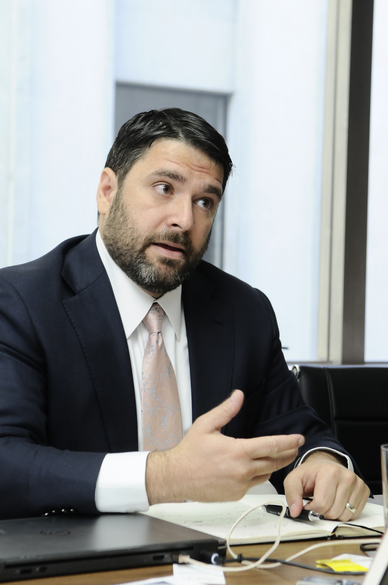 El eterno femenino de una imaginativa pintora