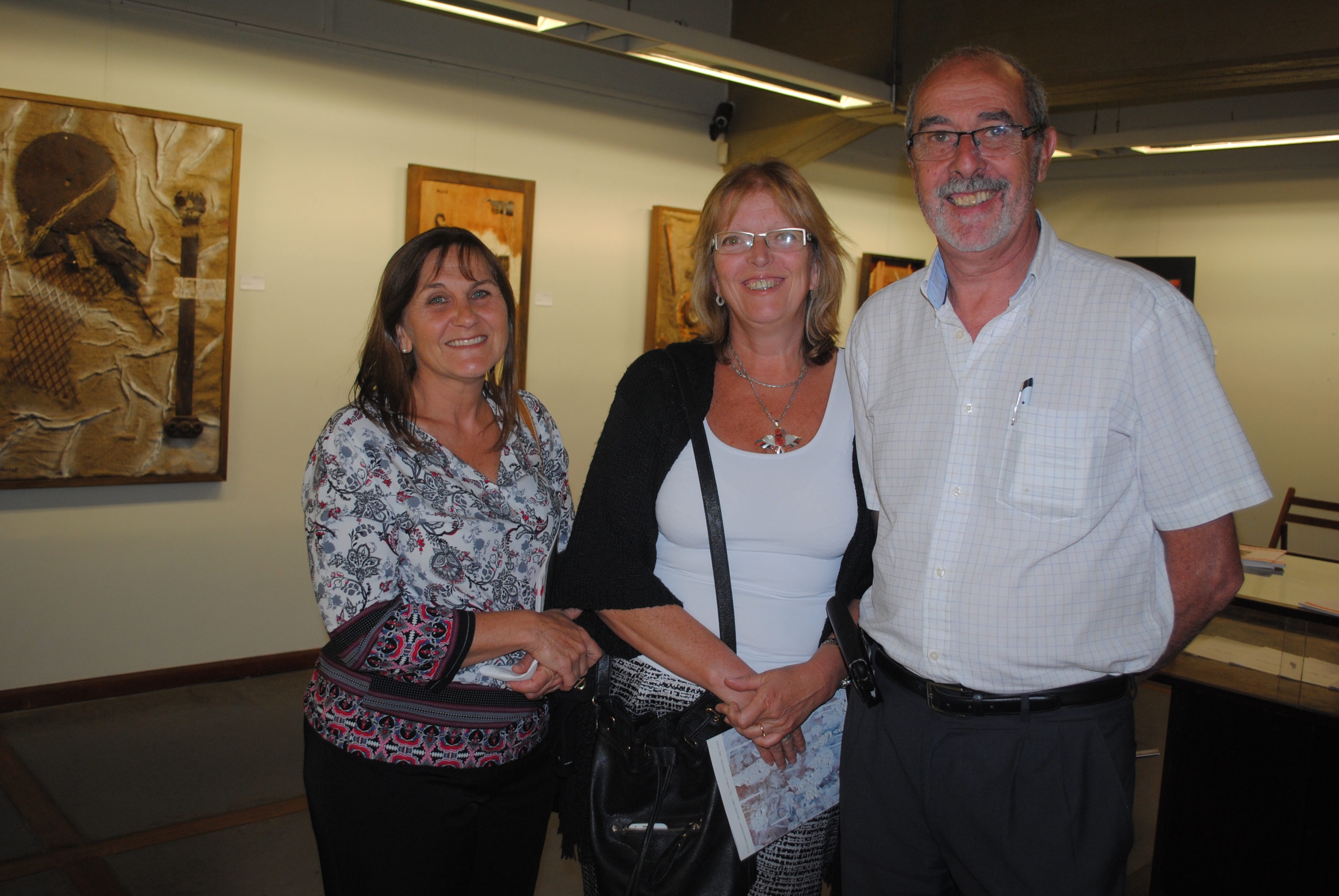 Laura Abril, Regina Poses, Roberto Chirico.