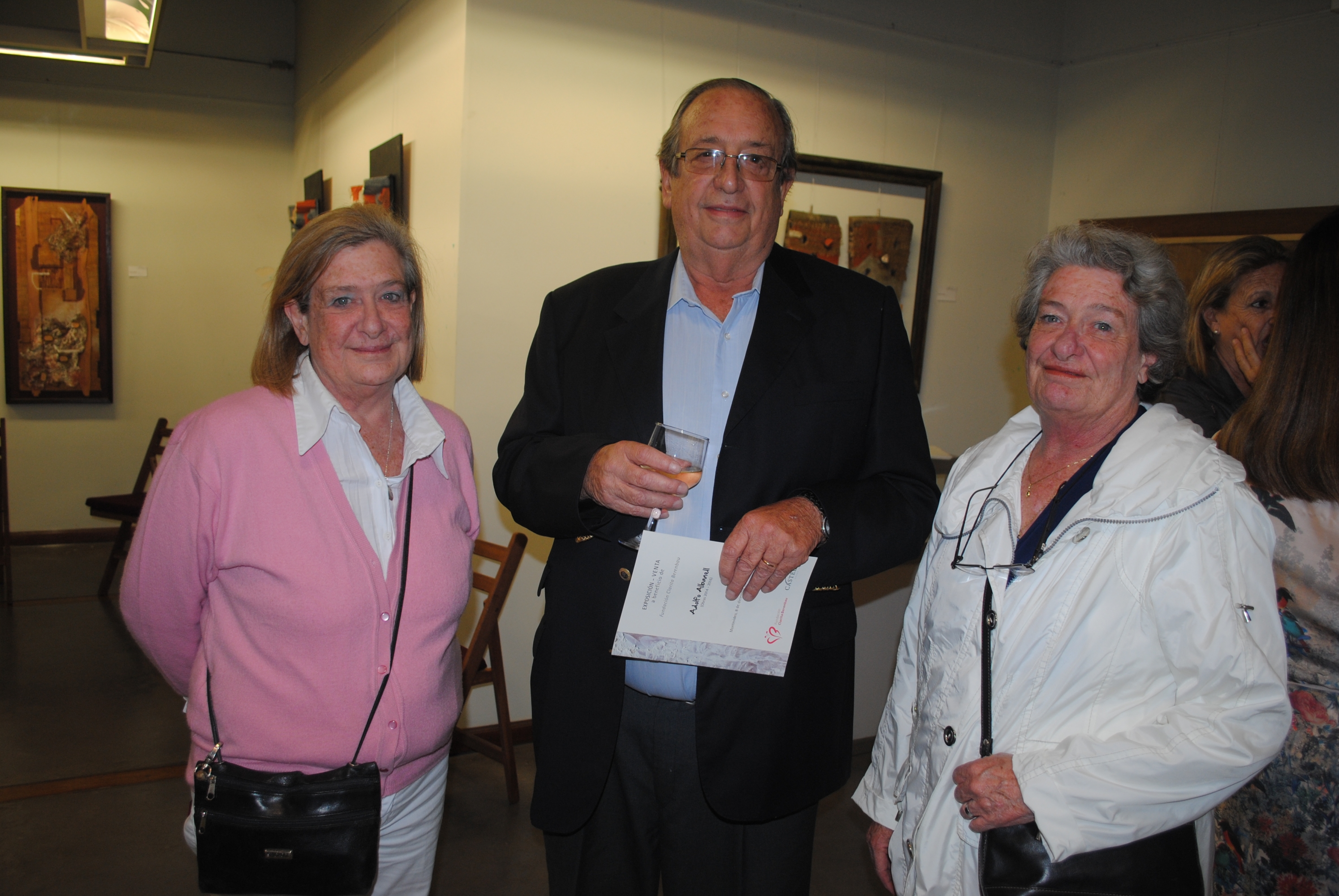 Norah, Aroldo y Elena Albanell.