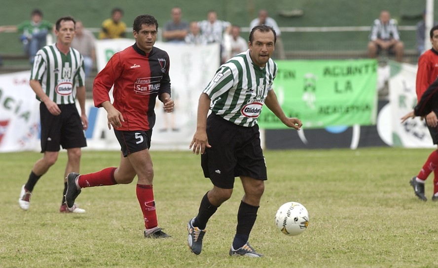 Ruben Sosa en su último club como profesional, Racing. Foto: archivo El País.