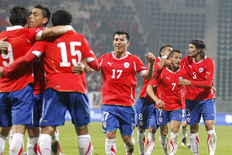 El eterno femenino de una imaginativa pintora