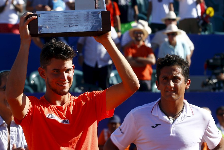 El eterno femenino de una imaginativa pintora