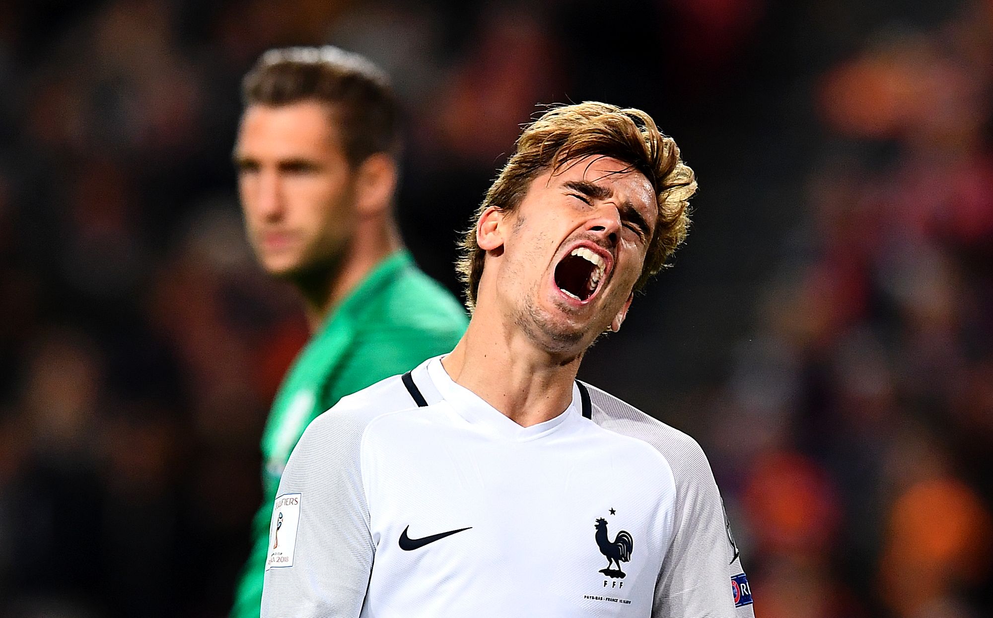 El eterno femenino de una imaginativa pintora