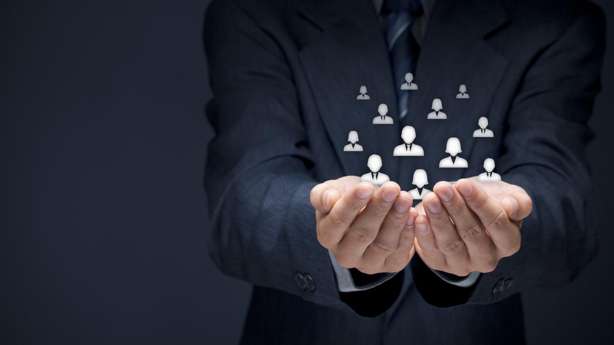 El eterno femenino de una imaginativa pintora