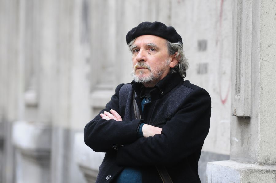 El eterno femenino de una imaginativa pintora