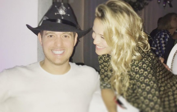 El eterno femenino de una imaginativa pintora