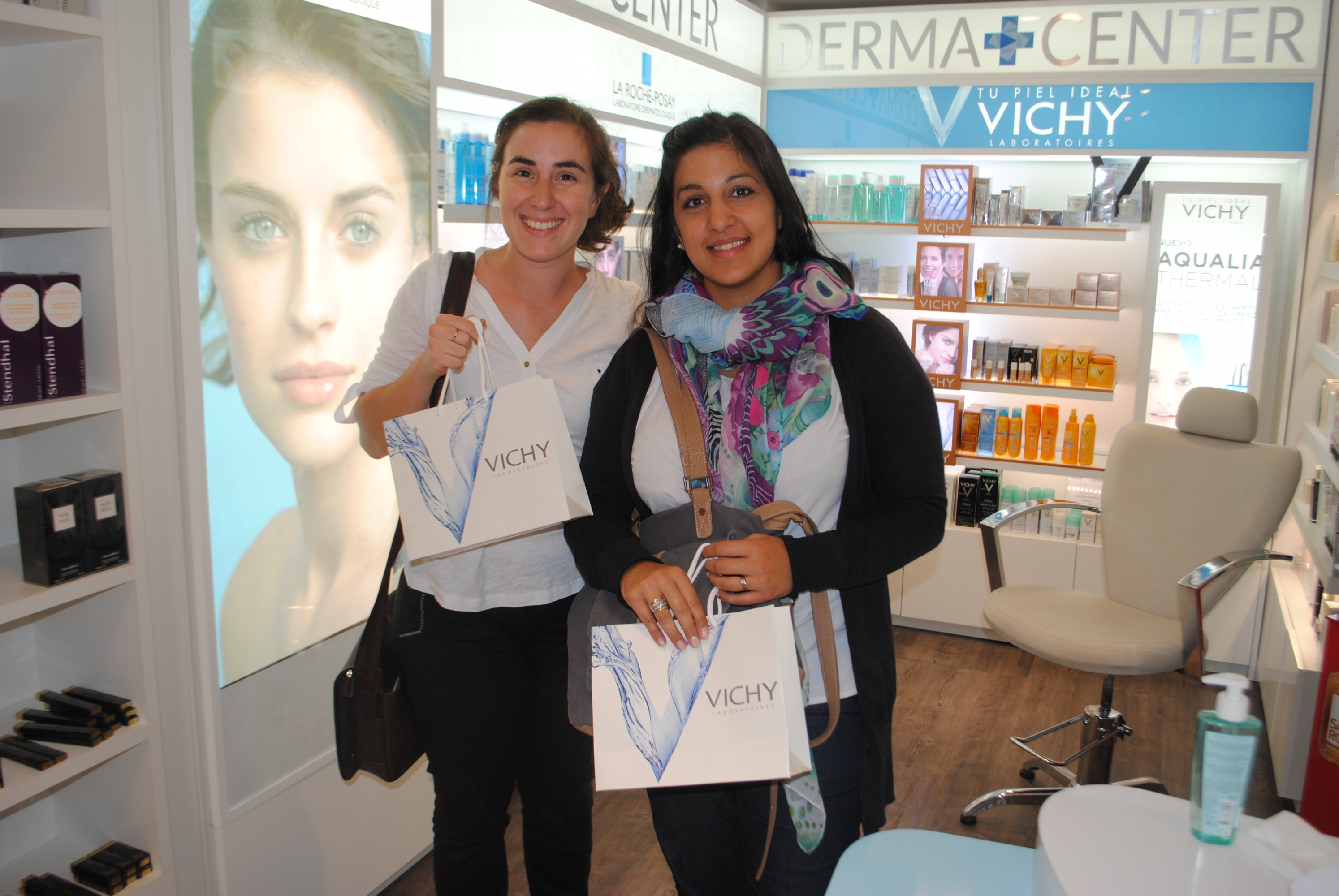 Cecilia Gilardi, Andrea González.