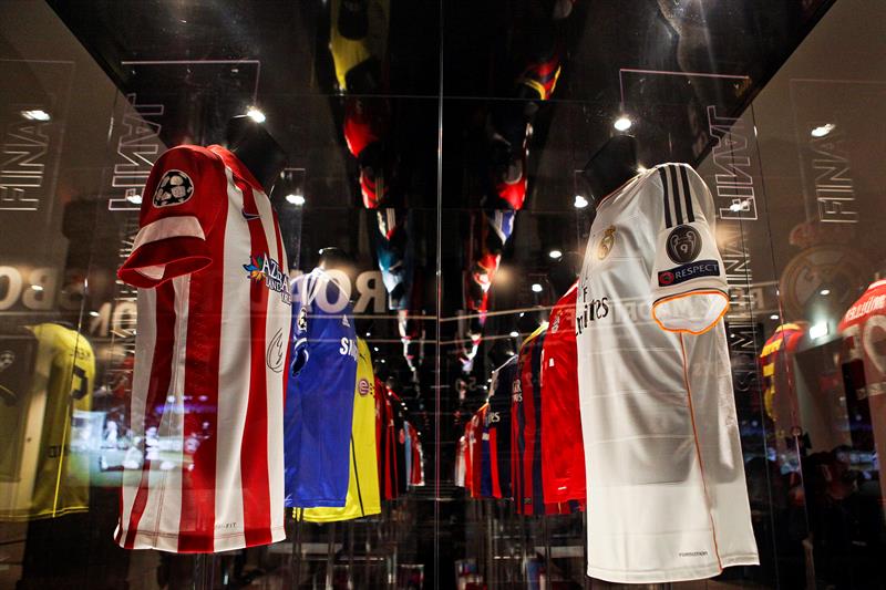 El eterno femenino de una imaginativa pintora