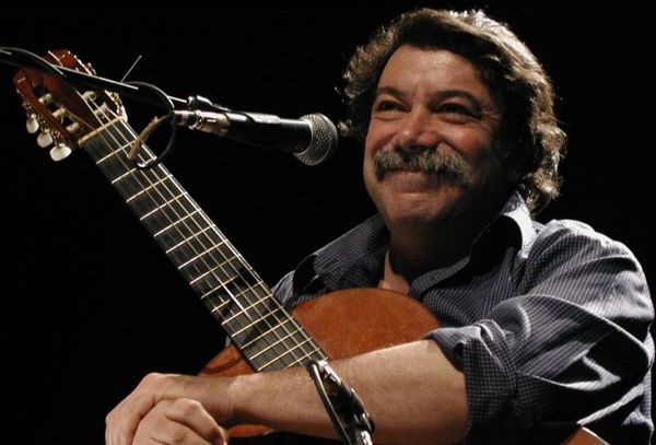 El eterno femenino de una imaginativa pintora