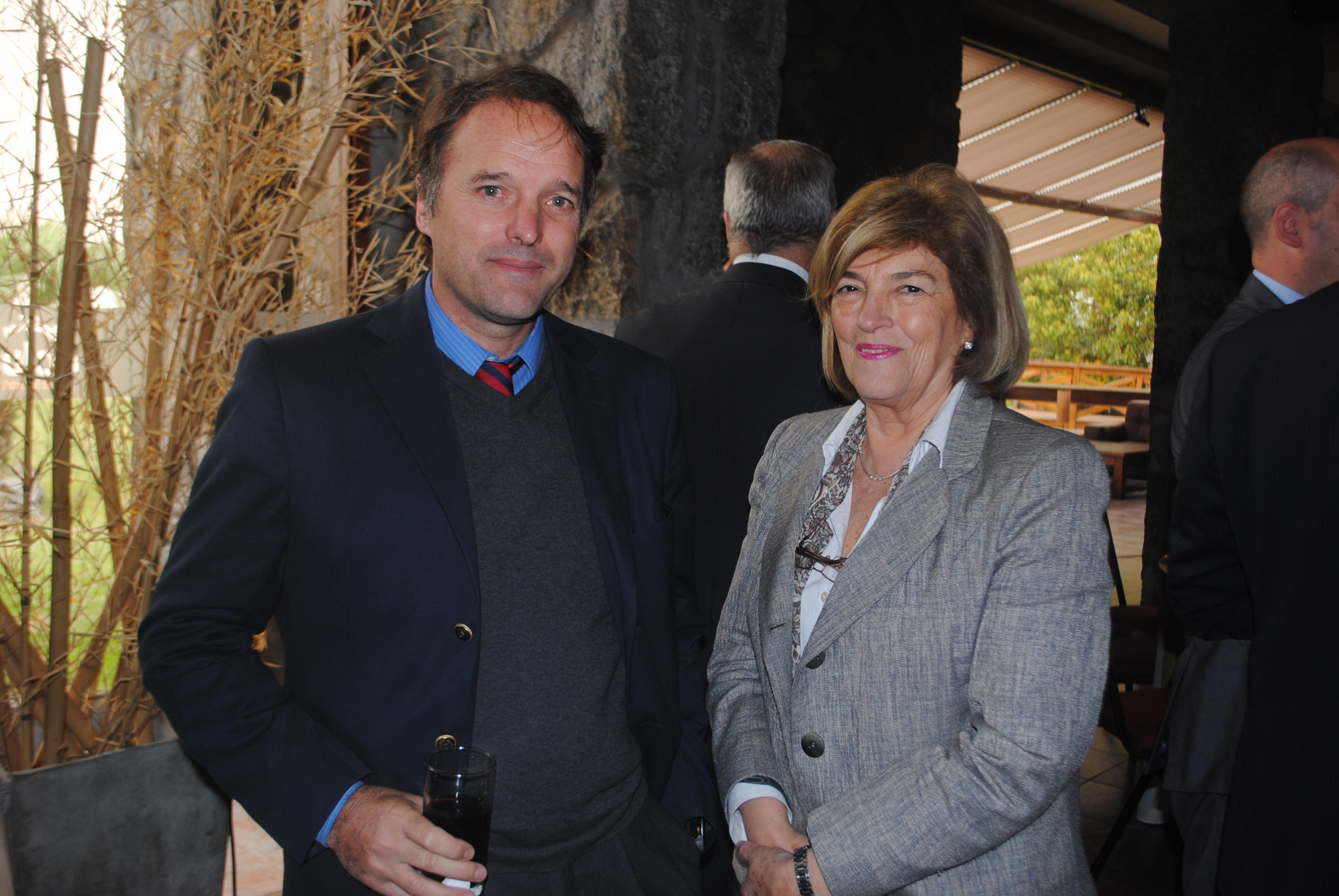 Julio Mailhos, Kathryn Mullin.