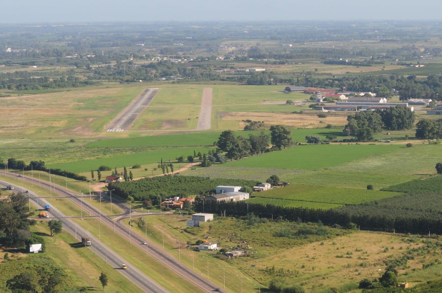 El eterno femenino de una imaginativa pintora