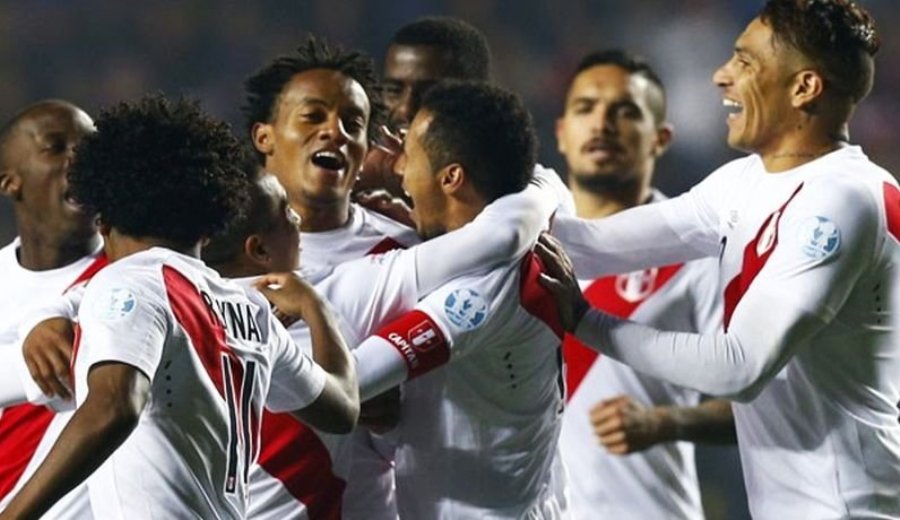 El eterno femenino de una imaginativa pintora