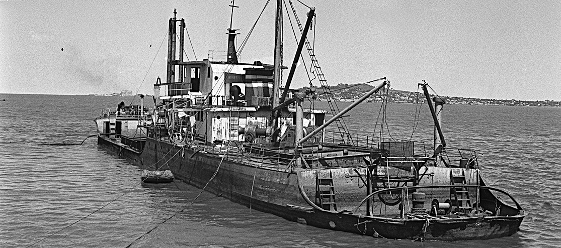 El eterno femenino de una imaginativa pintora